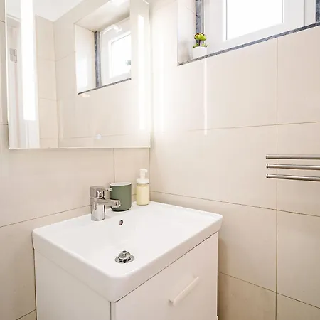Close To Lisbon & Beaches *